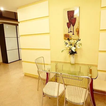Spacious 2 Bedroom Apartament